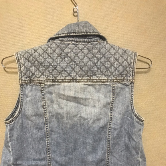 Bullhead Vest - Picture 5 of 5